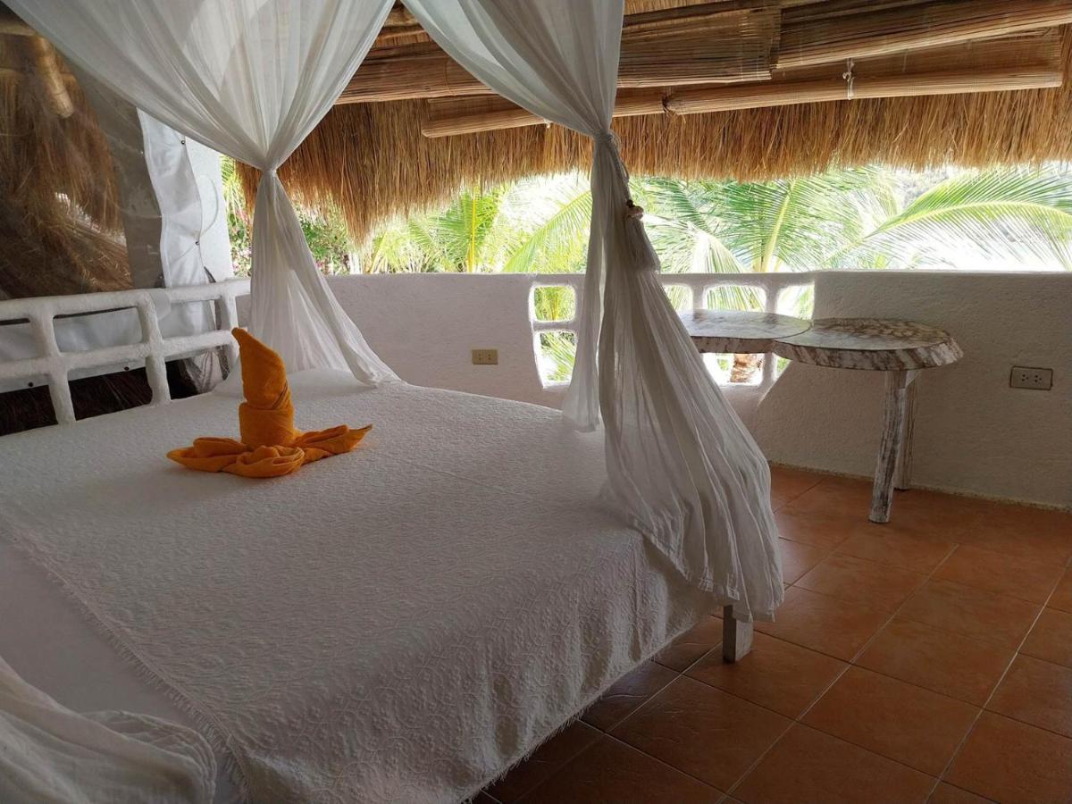 Resort Al Faro Cosmio Palawan