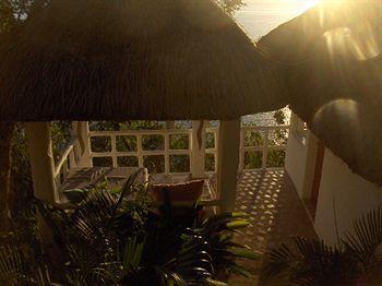 Resort Al Faro Cosmio Palawan 4*