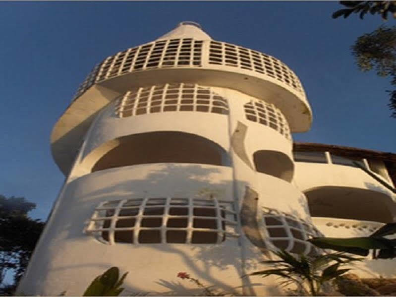 Al Faro Cosmio Palawan